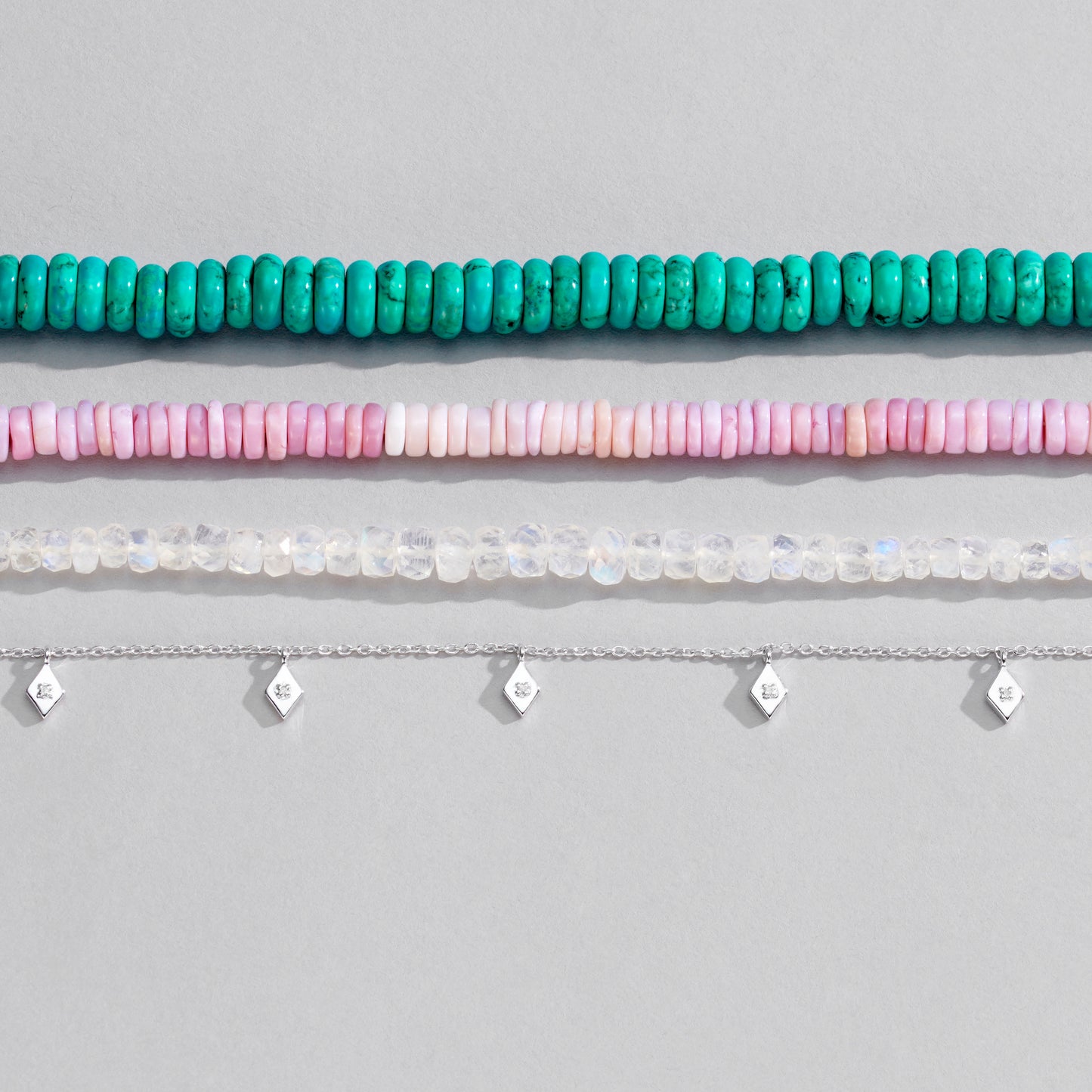 MAGNESITE TURQUOISE BEADED NECKLACE